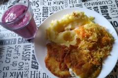 124284961_1456103384560255_346302794901941596_n