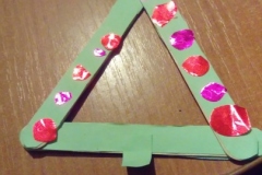 1607963919472-1878547081